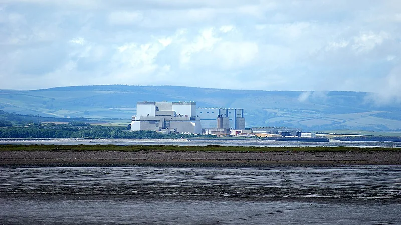 Hinkley Point Power Stations - geograph.org.uk - 2462319