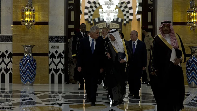 Chuck Hagel, Middle East Trip, May 2014 140513-D-BW835-172 (14290951495)