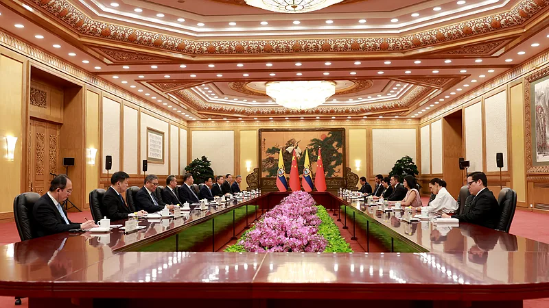 REUNIÓN CON XI JINPING, PRESIDENTE DE LA REPÚBLICA POPULAR DE CHINA. 26 DE JUNIO DEL 2025. (54616772543)