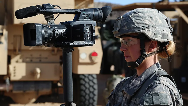 Combat Camera on the job 140423-A-FG114-463