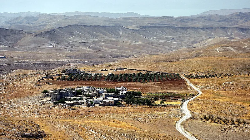 2010-06-21 06-47-25 Israel Herodium JH (52775378341)