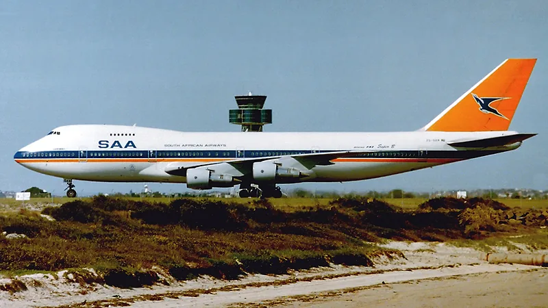 South African Airways Boeing 747-244B at Sydney Airport