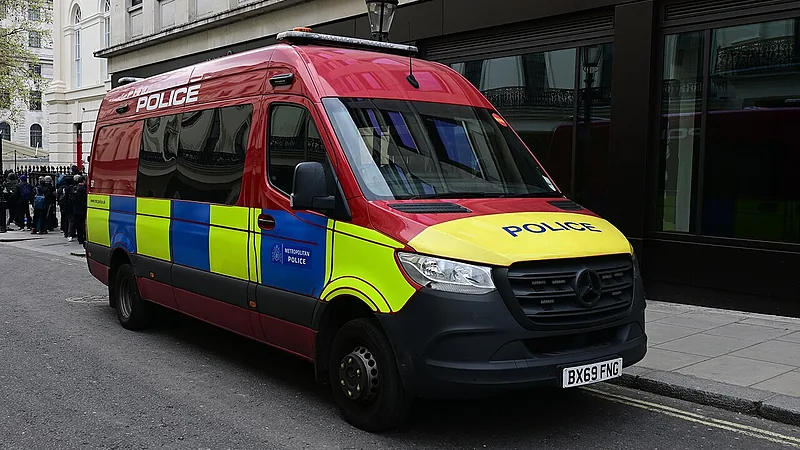 Metropolitan Police DPG 97 - BX69 FNG