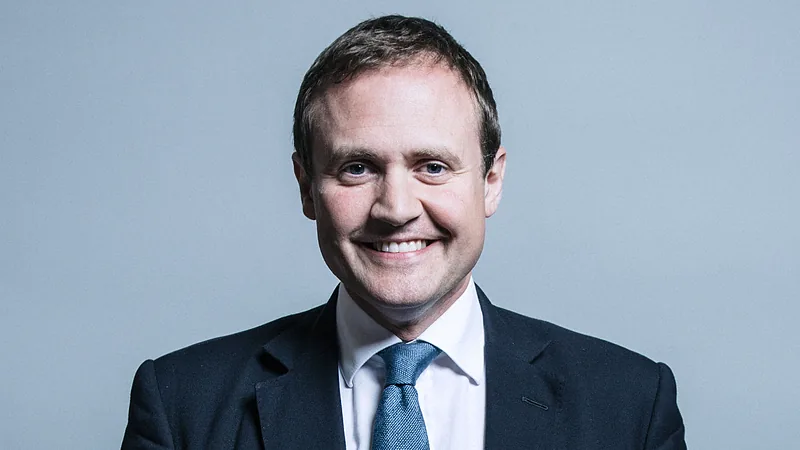 Official portrait of Tom Tugendhat crop 1