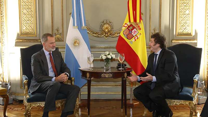 Visita de SM el rey Felipe VI a la Argentina en ocasión de la jura de Javier Milei 5